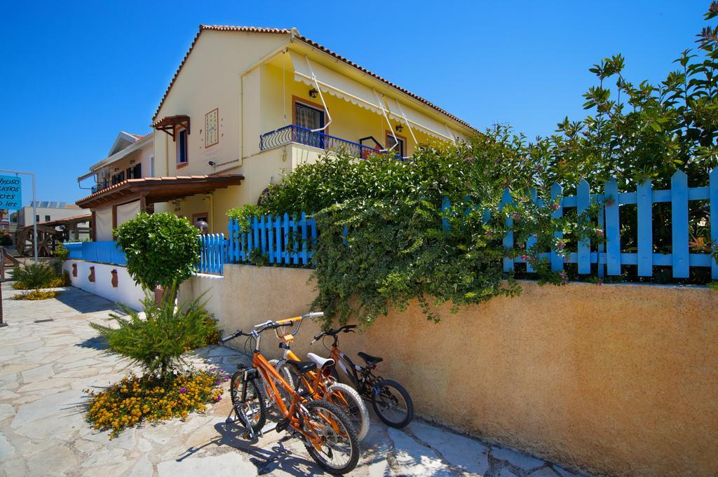 Kalypso Studios & Apartments Karavomylos Exteriör bild