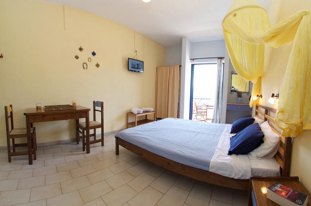 Kalypso Studios & Apartments Karavomylos Exteriör bild