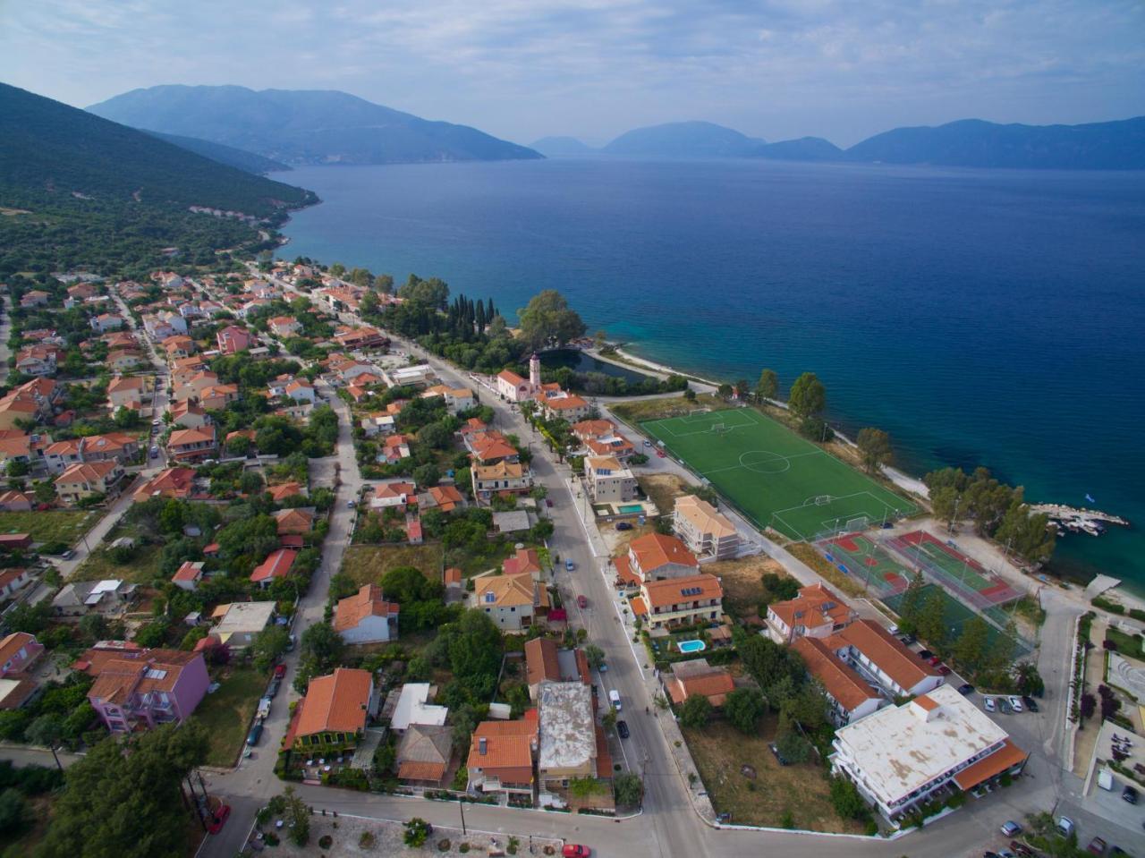 Kalypso Studios & Apartments Karavomylos Exteriör bild